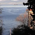 Jasmina 2 *