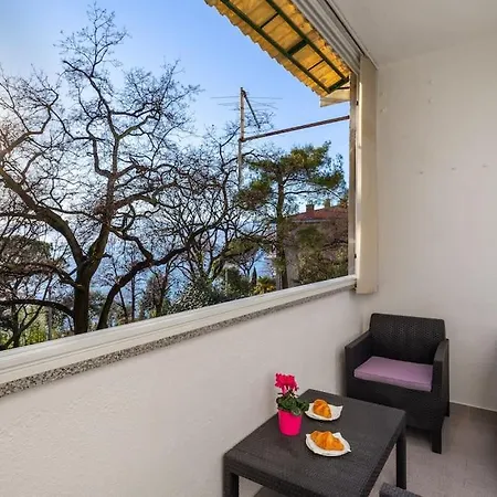 Jasmina 2 Apartment