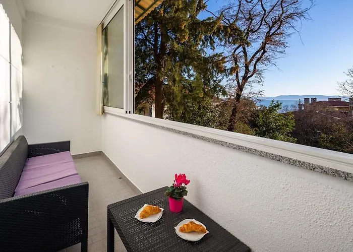 Apartman Jasmina 2 *